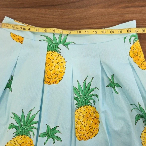 Talbots Pineapple Print Pleated Skirt Fit & Flare Teal Yellow Tropical size 12P - Picture 4 of 9